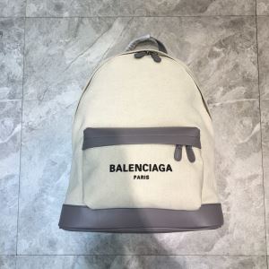 レディースバッグ おしゃれ刷新に役立つ バレンシアガ BALENCIAGA オススメのアイテムを見逃すな