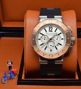 安心感あるモデル　ブルガリコピー BVLGARI ステンレス男性用腕時計 モデルにも大絶賛　4色可選