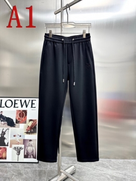 2025春先LOEWE ロエベチノパンパワフルマルチカラー展開