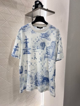 2025新作LOUIS VUITTON ルイヴィトン上品モチーフTシャツ