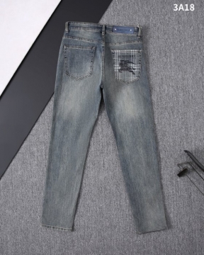 2025春先BURBERRY バーバリージーンズ/デニムリラックス
