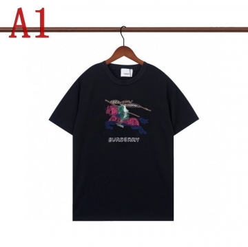 2025新作BURBERRY バーバリータイポグラフィTシャツ