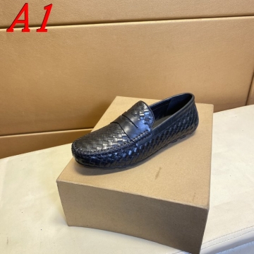 BOTTEGA VENETAスニーカー子供の成長をサポート！キッズ用足型対応