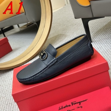 FERRAGAMO スニーカー雨上がりの散歩に★撥水＆速乾性を両立