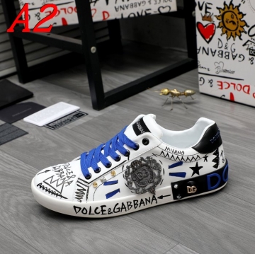 DOLCE＆GABBANA スニーカーバレンタイン企画ハートモチーフの可愛いデザイン  