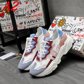 DOLCE＆GABBANA スニーカー夏のビーチサンダル感覚！メッシュスリッポン  