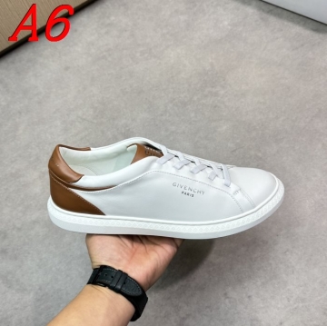 GIVENCHY スニーカー学生男子の定番！汚れにくいダークカラー  