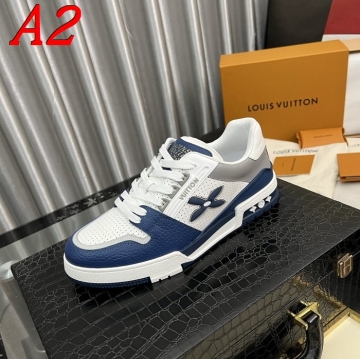 LOUIS VUITTON スニーカー【年末年始特集】防寒＆軽量！冬支度必須アイテム  