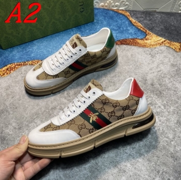 GUCCI スニーカー足が細く見える！スリムシルエットで美脚効果  