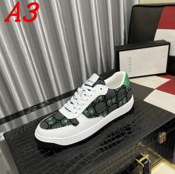 GUCCI スニーカー冬のマストアイテム！防寒インナー付きブーツ  
