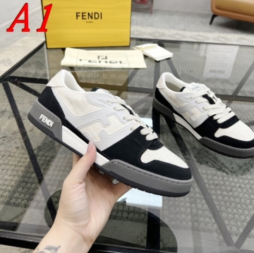 FENDI スニーカー旅行用に最強！コンパクトで荷物にならない軽さ