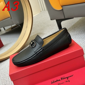 FERRAGAMO スニーカー雨上がりの散歩に★撥水＆速乾性を両立  