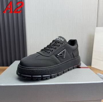 PHILIPP PLEIN スニーカー夏の暑さを軽減！メッシュ素材でムレ防止  