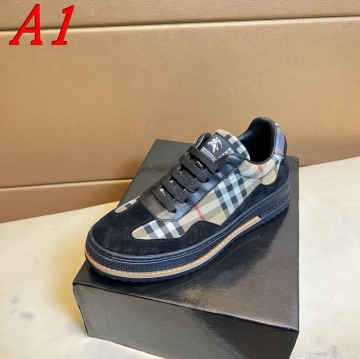 BURBERRY スニーカーシニア向け柔軟ソール★長時間立っても疲れない