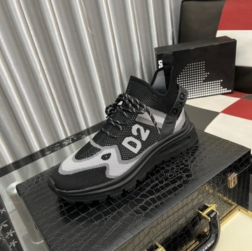 DSQUARED2 スニーカー【コスパ最高】ワイド版で足楽々◎長時間履きに最適  