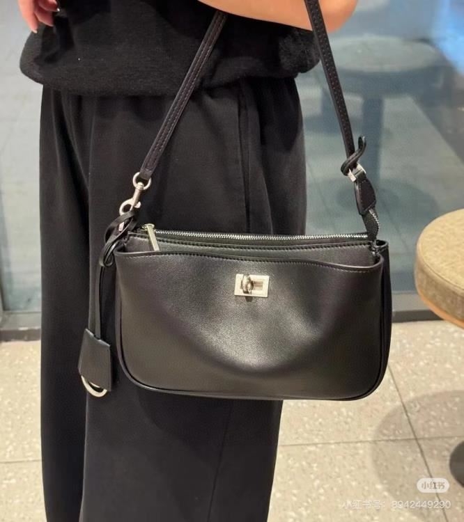 2025 クール わきの下包み BALENCIAGA バレンシアガ   23CM