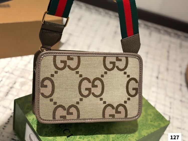2025 ビンテージ風 カメラバッグ GUCCI  グッチ   23CM