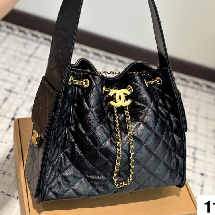 2025 軽い ショルダーバッグ/ショルダーバッグ CHANEL  シャネル   24CM