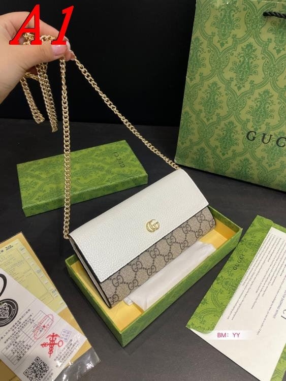 2025 キュート ショルダーバッグ/ショルダーバッグ GUCCI  グッチ   19CM