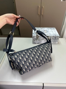 2025 コレクターズアイテム わきの下包み DIOR  ディオール   27CM