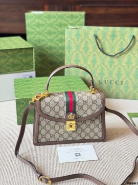 2025 耐久性がある ショルダーバッグ/ハンドバッグ GUCCI  グッチ   25CM