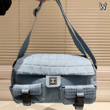 2025 大容量 ショルダーバッグ/ショルダーバッグ CHANEL  シャネル   41CM