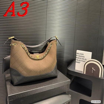 2025 キュート ショルダーバッグ/ハンドバッグ CHANEL  シャネル   36CM