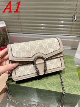 2025 しなやか ショルダーバッグ/ショルダーバッグ GUCCI  グッチ   16CM