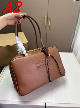 2025 高機能 ハンドバッグ MCM  エムシーエム   35CM