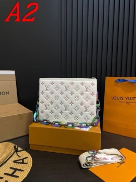 2025 ワクワクする ショルダーバッグ/ショルダーバッグ LOUIS VUITTON  ルイヴィトン   26CM
