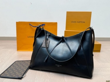 2025 職人技 わきの下包み LOUIS VUITTON  ルイヴィトン   23CM