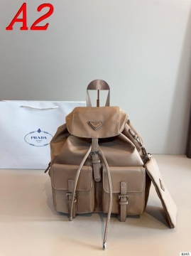 2025 特別な日向け リュックサック PRADA  プラダ   29CM