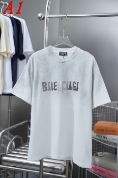2025新作 BALENCIAGAバレンシアガ ラウンドネック 半袖Tシャツ   プレイフル