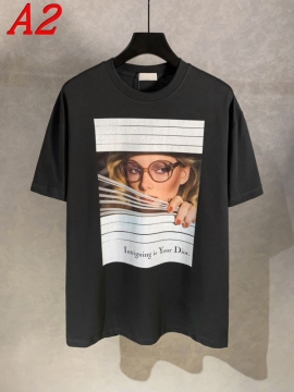 2025新作 DIORディオール ラウンドネック 半袖Tシャツ   エネルギッシュ