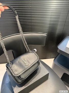 2025 プレイフル ショルダーバッグ/ショルダーバッグ YSL  イヴ サンローラン   18CM