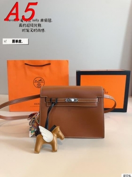 2025 パーティー向け ショルダーバッグ/ショルダーバッグ HERMES  エルメス   23CM