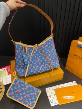 2025 おしゃれ わきの下包み LOUIS VUITTON  ルイヴィトン   32CM