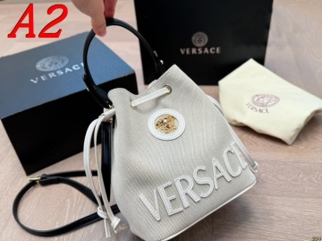2025 クラシック ショルダーバッグ/ハンドバッグ VERSACE  ヴェルサーチ   20CM