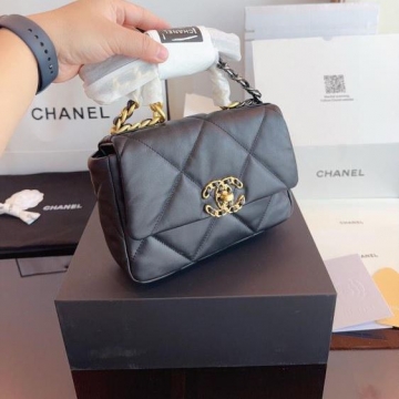 2025 ナチュラル ショルダーバッグ/ショルダーバッグ CHANEL  シャネル   22CM