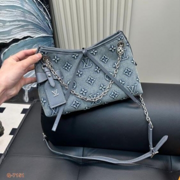 2025 ラグジュアリー ショルダーバッグ/ショルダーバッグ LOUIS VUITTON  ルイヴィトン   26CM