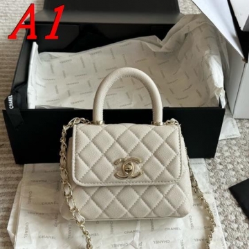 2025 シャープ ショルダーバッグ/ハンドバッグ CHANEL  シャネル   12CM