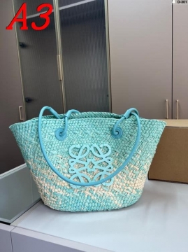 2025 上品 わきの下包み LOEWE  ロエベ   33CM