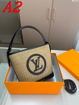 2025 エスニック ショルダーバッグ/ハンドバッグ LOUIS VUITTON  ルイヴィトン   20CM