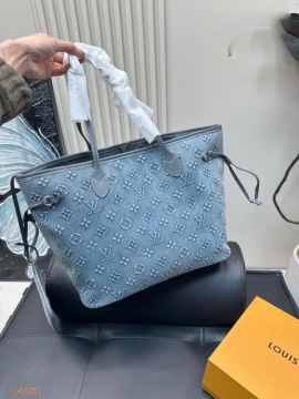 2025 ビンテージ風 ショルダーバッグ/ハンドバッグ LOUIS VUITTON  ルイヴィトン   35CM