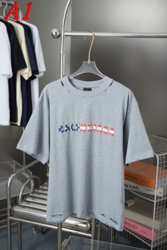 2025新作 BALENCIAGAバレンシアガ ラウンドネック 半袖Tシャツ   ノスタルジック