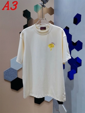  GUCCIグッチ 2025新作 クルーネック 半袖Tシャツ ヴィンテージ風