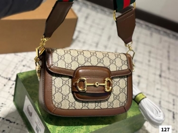 2025 ラグジュアリー ショルダーバッグ/ショルダーバッグ GUCCI  グッ...