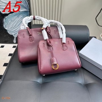 2025 シック ハンドバッグ BALENCIAGA バレンシアガ   32CM/26CM