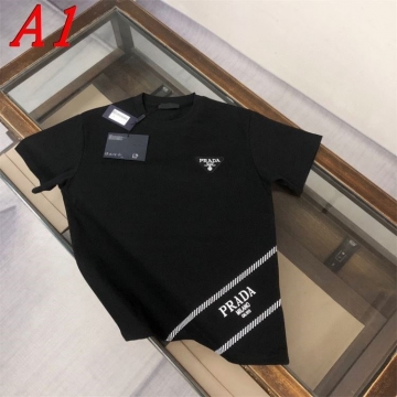 PRADAプラダ 2025新作   ラウンドネック 半袖Tシャツ   アンニュイ