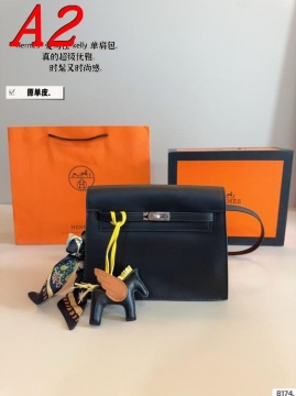 2025 パーティー向け ショルダーバッグ/ショルダーバッグ HERMES  エルメス   23CM